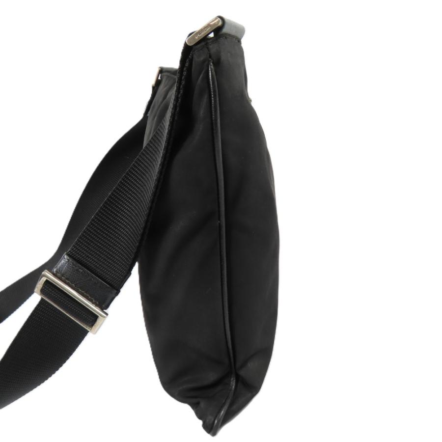 【美品】プラダ ナイロン ショルダーバッグ ブラック 三角ロゴ PRADA（プラダ） 中極美品 トライアングルロゴ 三角ロゴ 斜め掛け