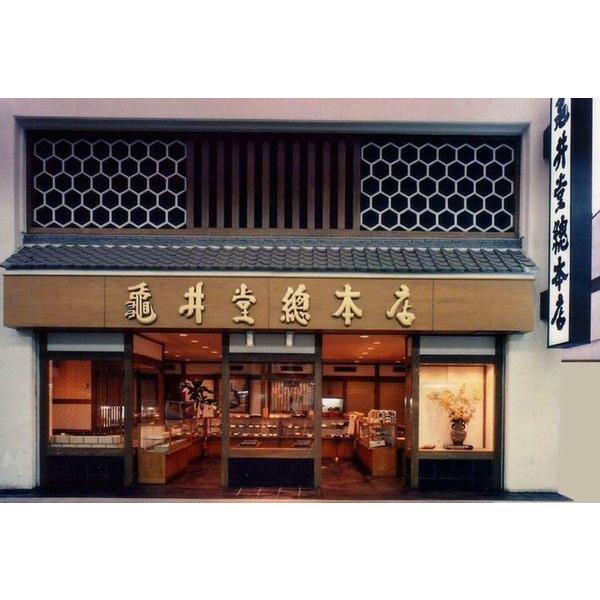 「亀井堂總本店」瓦せんべい小瓦30枚箱(2枚包×15) |  | 09