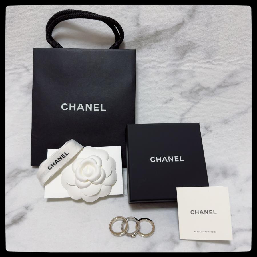 CHANEL 2026年春夏新作【新品】シャネル 直営店購入 ３連リング サイズ52 日本サイズ約12号 指輪 シャンパンゴールド シルバー ストラスの画像