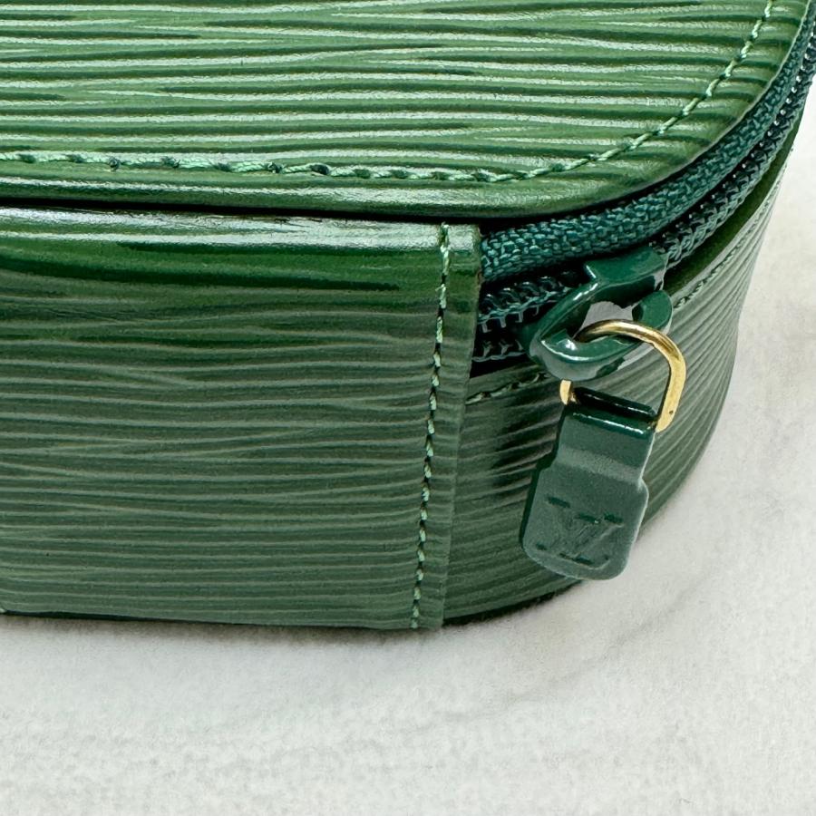 ルイ ヴィトン エピ ジュエリーケース アクセサリーケース エクランビジュー エピレザー グリーン M48205 送料無料 |  | 07