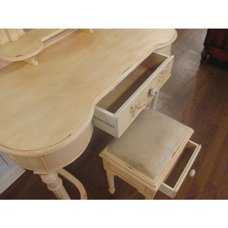 【送料無料】アンティーク調 　三面　ドレッサー　シャビー　アイボリー |  | 02