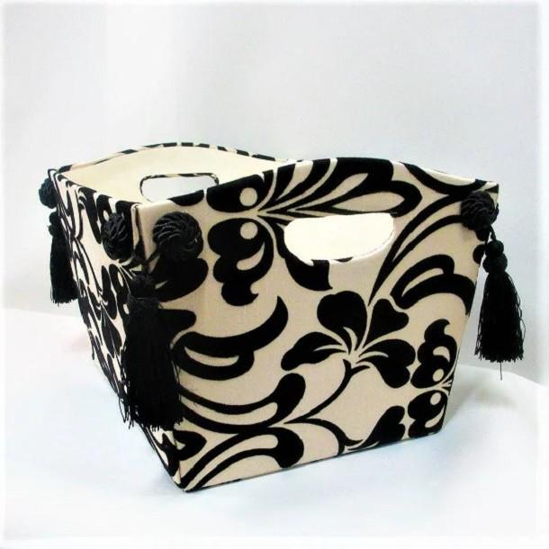 送料無料 Jennifer Taylor Yorke マガジンラック |  | 01