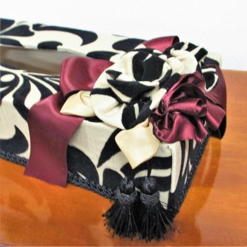 送料無料 Jennifer Taylor Yorke ティッシュケース |  | 01