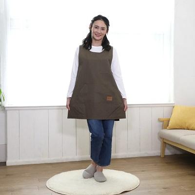 atelier*momo&momo AP43757-42 タブリエ型ワークエプロン 鍋つかみ付き