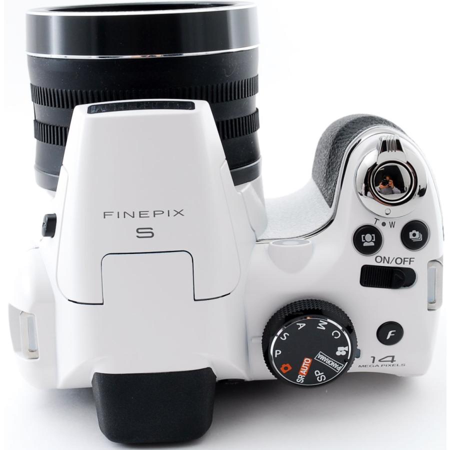 FinePix フジフィルム コンデジ FUJIFILM S4500 ホワイト 中古 FinePix フジフィルム コンデジ FUJIFILM S4500 ホワイト 中古