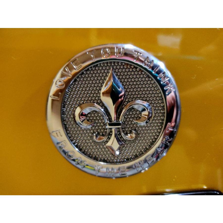 ユリの花（アイリス）の自動車用エンブレム フランス ヨーロッパ紋章