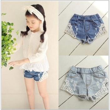 子供服 キッズ 裾のレースが可愛いデニムショートパンツ おしゃれ可愛いパンツスタイル エレガントスタイル 女の子 90 100 110 カタログギフトも
