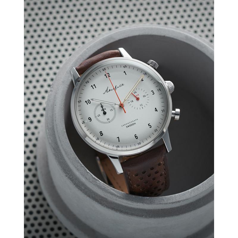 オーカーフォーク Åkerfalk クロノグラフ腕時計 スウェーデン 北欧デザインウォッチ 正規品