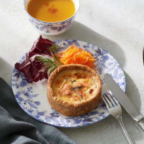 Noritakeブルーソレンティーノ豪華ケーキ皿セット箱付未使用！オードブルにも Noritakeブルーソレンティーノ豪華ケーキ皿セット箱付未使用