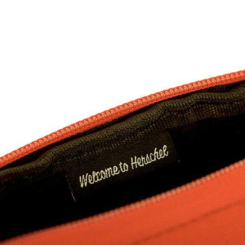 ハーシェル タブレットケース 正規販売店 Herschel Supply ハーシェルサプライ 10055-00022-OS Heritage Sleeve for iPad Camper Orange iPadケース｜i-mixon｜03