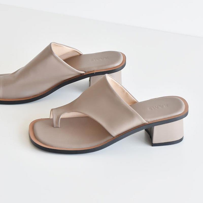スクエアトゥ トングサンダル サンダル ヒール ローヒール