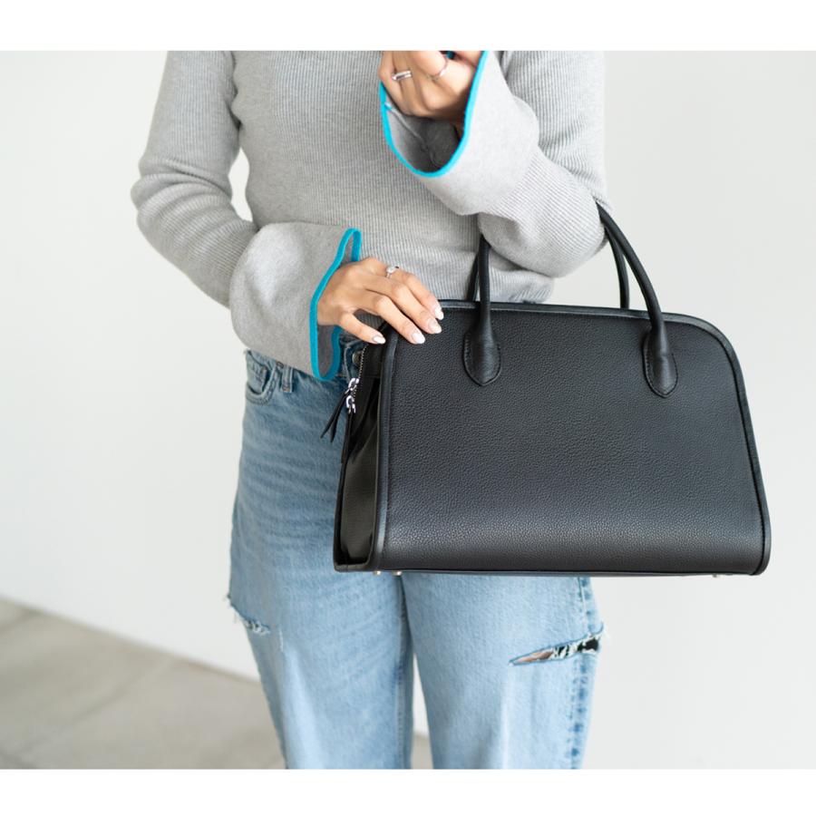 ホワイト　本革 ボストンバッグ　I need more shoes ラージ ホワイト 本革 ボストンバッグ I need more shoes ラージ