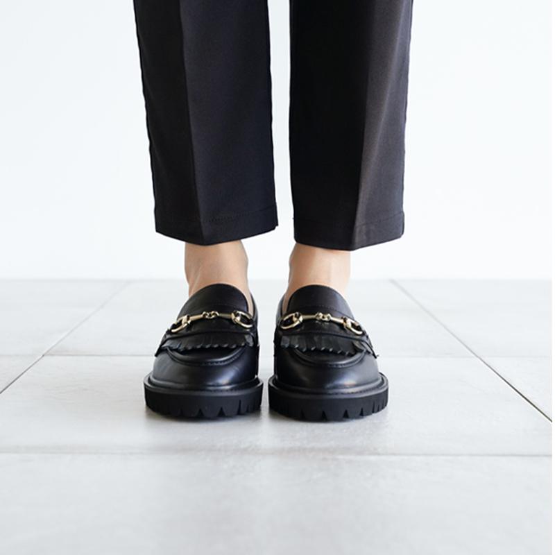 タッセル付きブラックローファー 37 Lena レナ タッセル付きローファー ブラック | 靴（シューズ