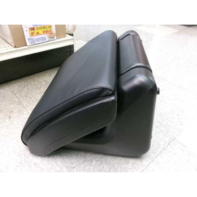 トヨタ純正　オットマン トヨタ純正オットマン 中古美品 1個ノア ヴォクシー エクス