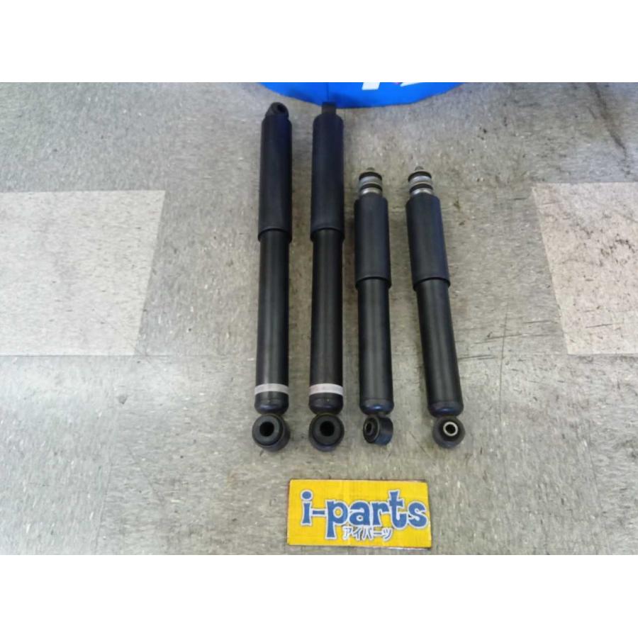 ハイエース 純正ショック