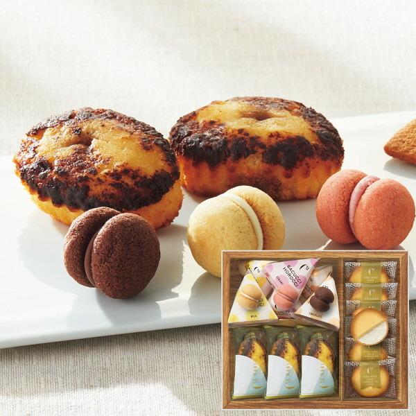 人気沸騰 出産内祝い お祝い返し オリジナル 名入れ 写真入りメッセージカード 内祝い 円 C Go Db 風呂敷包み 詰合せ 焼菓子 焼きティラミス と カタログギフト 初節句 入学 ランキング 人気 おしゃれ お返し 出産 結婚 カタログギフト Allmattress Co Uk