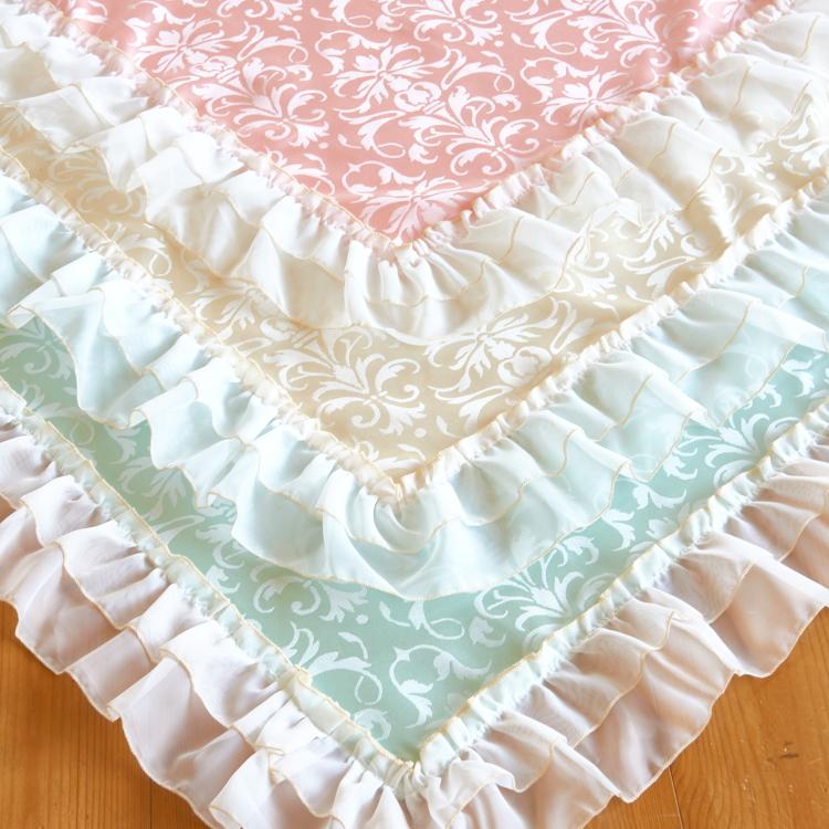 ゴージャス カチオン ジャカード テーブルクロス マルチカバー 145×180