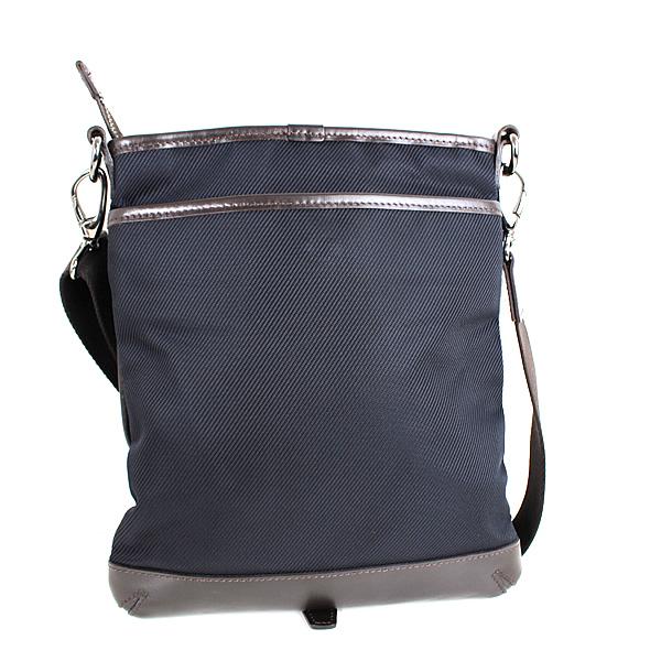 バーバリー ブラックレーベル ショルダーバッグ 美品 ネイビー 紺 r129  