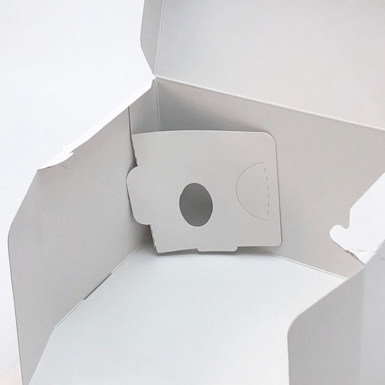 A50230 ロックBOX 105 プレス（光沢白）４×６（300枚）120×180×105mm ケーキ箱 ロックボックス パッケージ中澤の画像