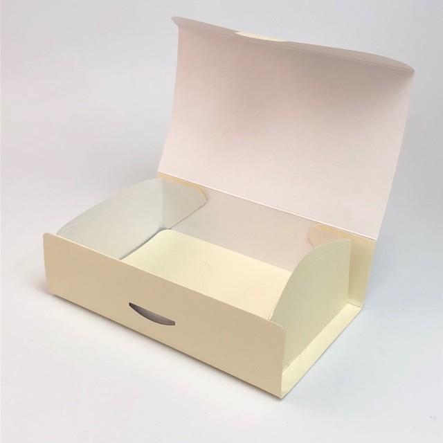 B12430 アーチ きぬ 4×6（200枚） 120×180×65(55)mm プチギフト箱 クッキーギフト箱 パッケージ中澤の画像