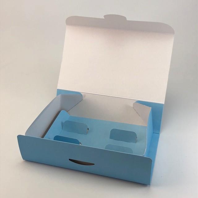 B12630 アーチ そら 4×6（200枚） 120×180×65(55)mm プチギフト箱 クッキーギフト箱 パッケージ中澤の画像