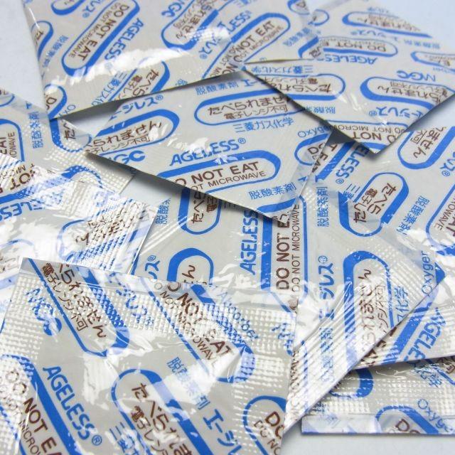 エージレス Z-100PKC（100個×5袋）脱酸素剤 鉄系自力反応型/低水分用/香り保持/乾燥剤併用可/三菱ガス化学 エージレス SPE-100A（100個×30袋）検知剤付脱酸素剤(代引不可、時間指定不可、15℃以下遮光保管、使用期限出荷後2ヶ月以内) - エージレス  保冷剤 乾燥剤 シーラーの通信販売 橘屋商事株式会社