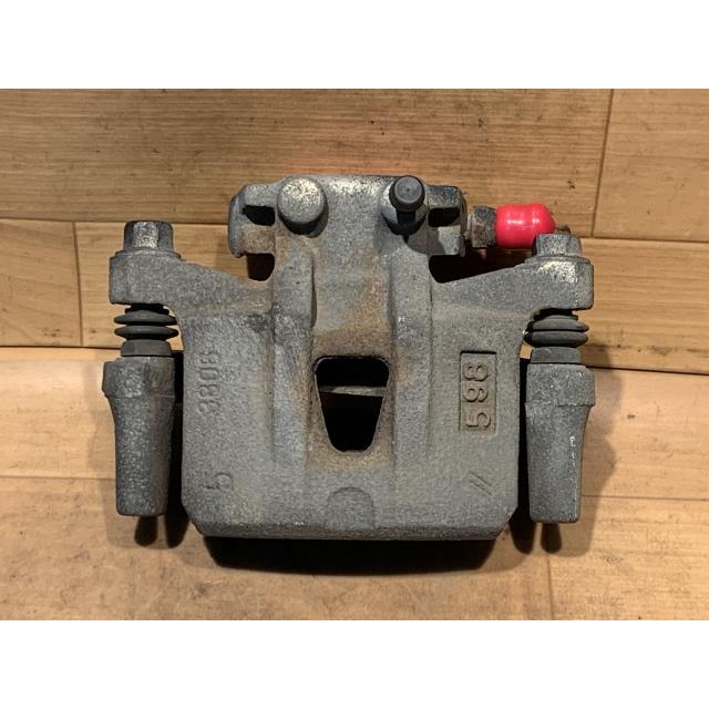 デリカD5 DBA-CV5W 右Rキャリパー MN116310 : IAC-PARTS - 通販 