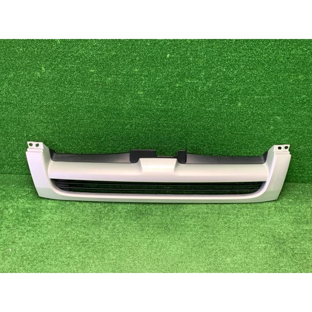 ハイエース KR-KDH205V ラジエータグリル 53111-26340 : IAC-PARTS