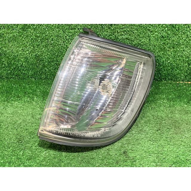ハイラックスサーフ GF-RZN185W 左クリアランスランプ 81620-35350