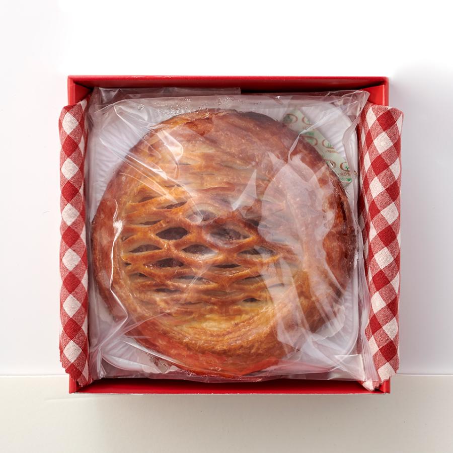 りんご園で焼いた贅沢アップルパイ 奥久慈リンゴ ホール 送料 りんご園で焼いた贅沢アップルパイ 奥久慈リンゴ ホール 送料