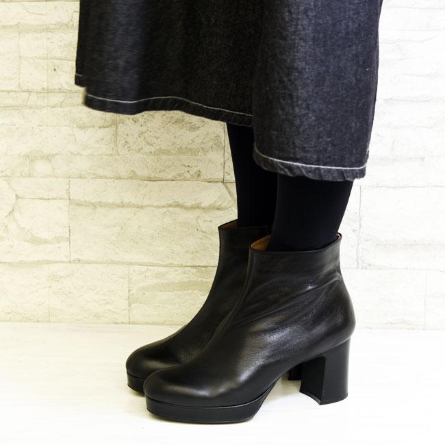 あしながおじさん ブーティー ショートブーツ 厚底 本革 レザー 日本製 レディース 全3色 22.5cm-24.5cm 3710355 (予約)は3〜5営業日後の出荷です。 あしながおじさん ブーツ レディース 厚底 ブラック 黒 ブーティー