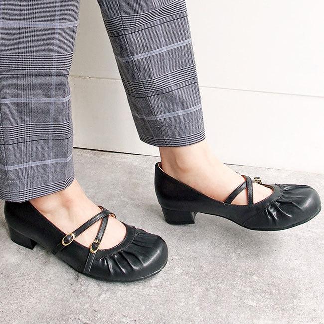 by あしながおじさん パンプス ストラップパンプス ラウンドトゥ