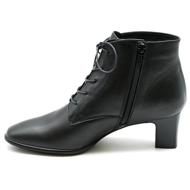 美品 cava cava サヴァサヴァ レースアップショートブーツ22.5cm黒 cava サバサバ サヴァサヴァ cavacava レースアップブーツ 本革