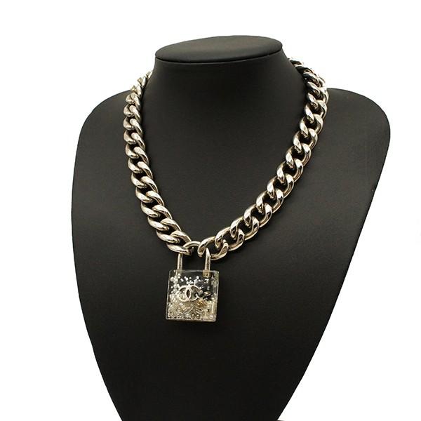 CHANEL シャネル チョーカー ネックレス ペンダント パドロック CHANEL シャネル チョーカー ネックレス ペンダント パドロック