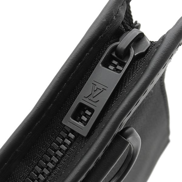 LOUIS VUITTON（ルイ・ヴィトン） ショルダーバッグ メッセンジャー