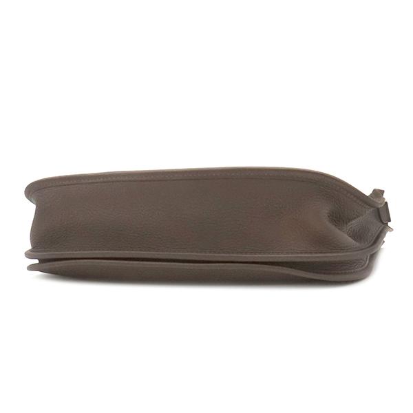 新品展示品✨HERMES エブリン2 Ⅱ PM❤️ショルダーバッグ♪大人気ブラウン 新品展示品✨HERMES エブリン2 Ⅱ PM❤️ショルダーバッグ