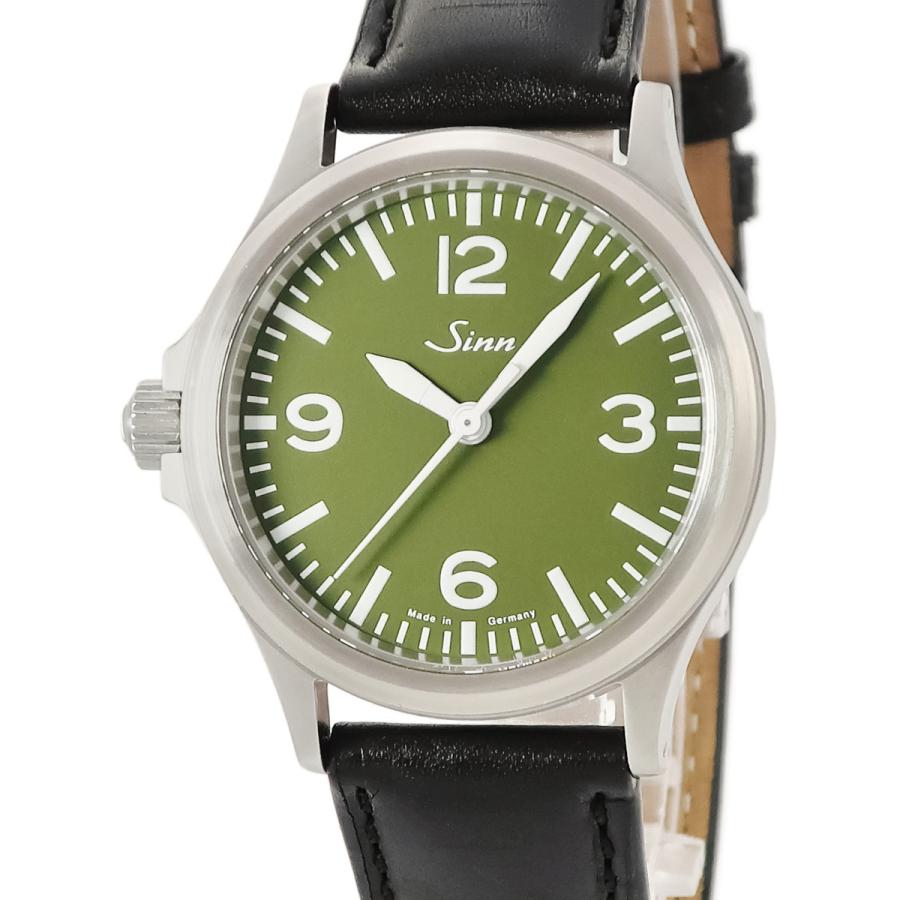 Sinn 556 自動巻き腕時計　国内正規品 保証書付 Sinn（ジン） 【3年保証】 556 オリーブグリーン 556.GREEN ラウンド