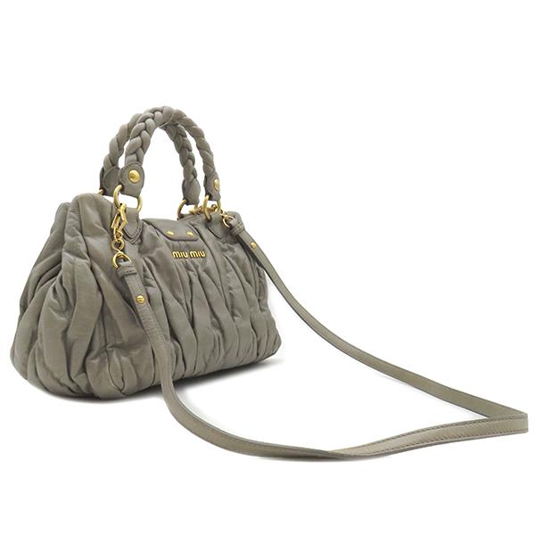 ミュウミュウ ハンドバッグ　2way マテラッセ　ショルダー　グレージュ miu MIUMIU ミュウミュウ マテラッセ グレー ゴールド金具