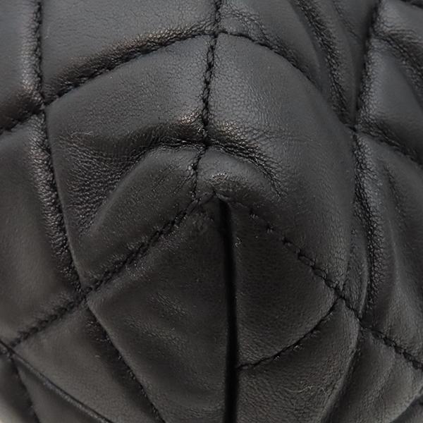【超美品】　シャネル　トートバッグ　マトラッセ　ブラック　ラムスキン CHANEL（シャネル） トートバッグ チェーントート マトラッセ