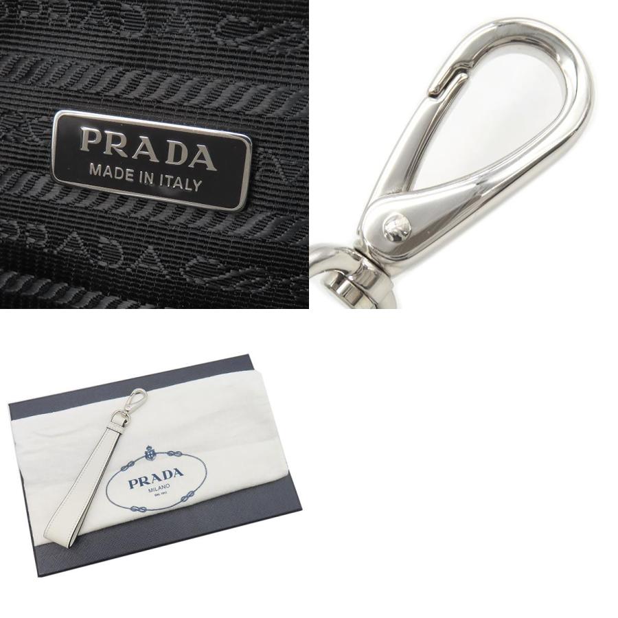 PRADA（プラダ） クラッチバッグ トライアングル クラッチ レザー