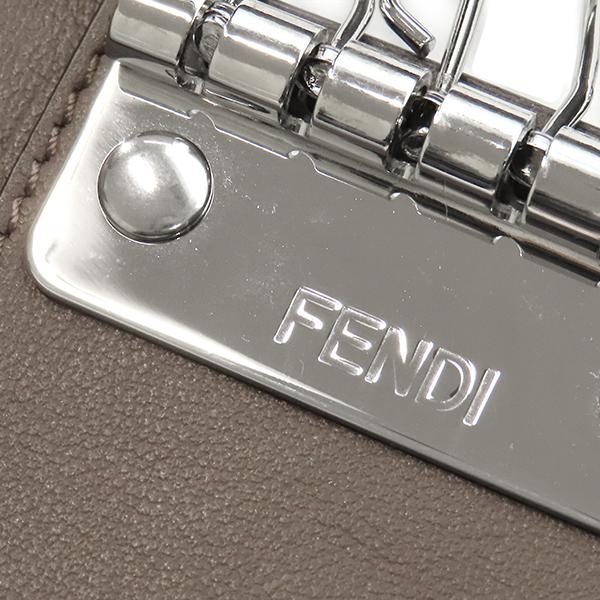 FENDI（フェンディ） キーケース ピーカブー セレリア 6連 レザー