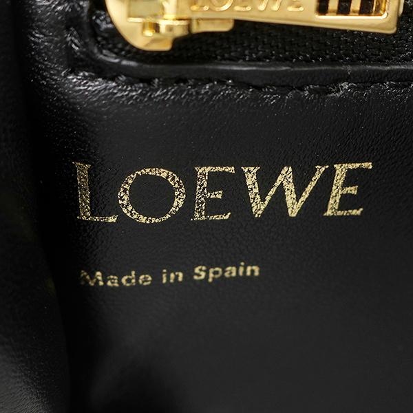 LOEWE（ロエベ） ショルダーバッグ ゴヤ パファー ミニ ラムスキン 