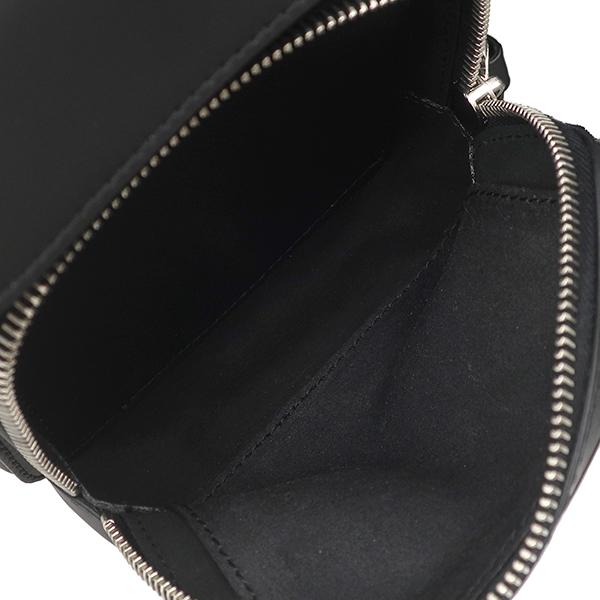VALENTINO（ヴァレンティノ） ショルダーバッグ VLTN クロスボディ