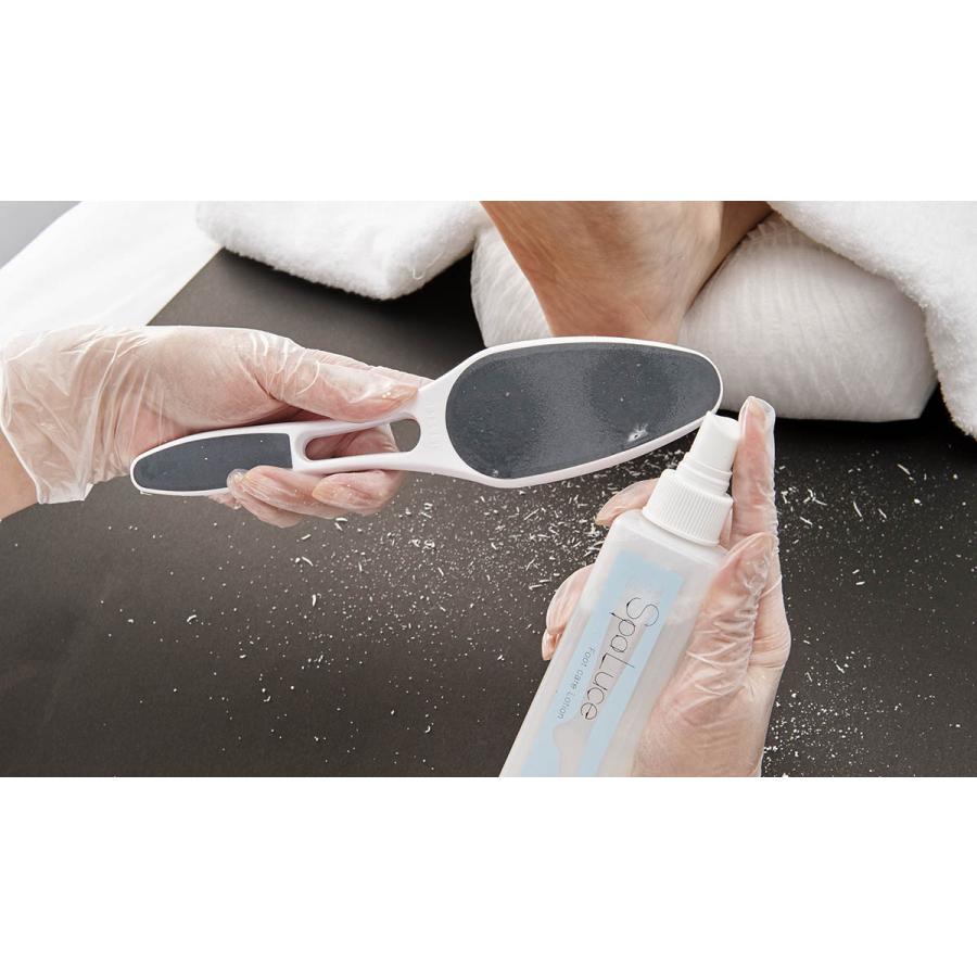 カチカチの足裏をソフトにやわらかく 消しゴムカスのようにポロポロ