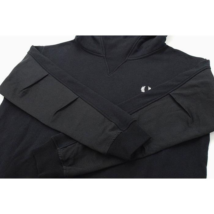 FRED PERRY／スウェットトレーナー／Sサイズ／黒 FRED PERRY トレーナー スウェット メンズ レディース ユニ