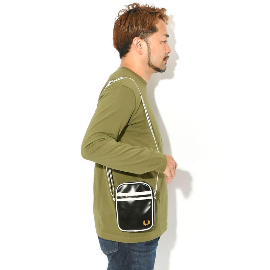 FRED PERRY（フレッドペリー） ショルダーバッグ クラシック スモール