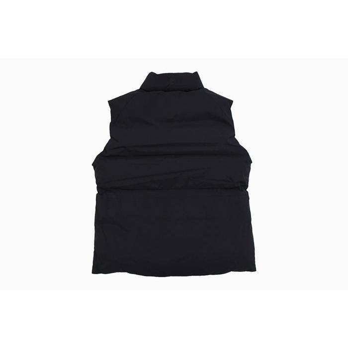 暖　美品　marmot マーモット　ダウンベスト　赤　フェザー　ダウン　デサント 暖 美品 marmot マーモット ダウンベスト 赤 フェザー ダウン