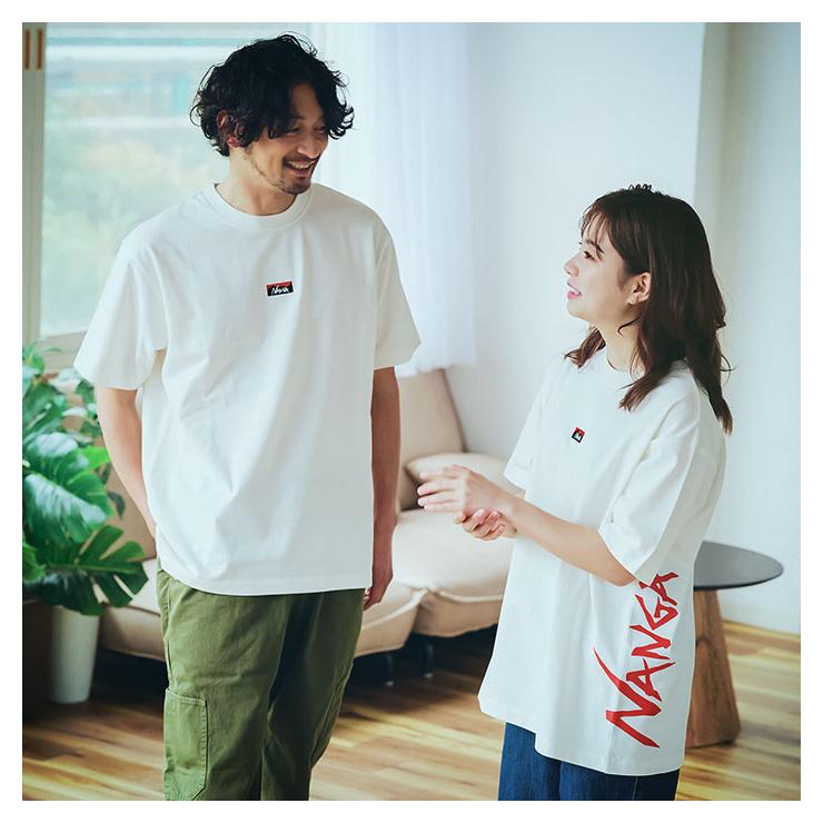 NANGA ナンガ Tシャツ 半袖 メンズ バーティカル ロゴ ( Vertical Logo