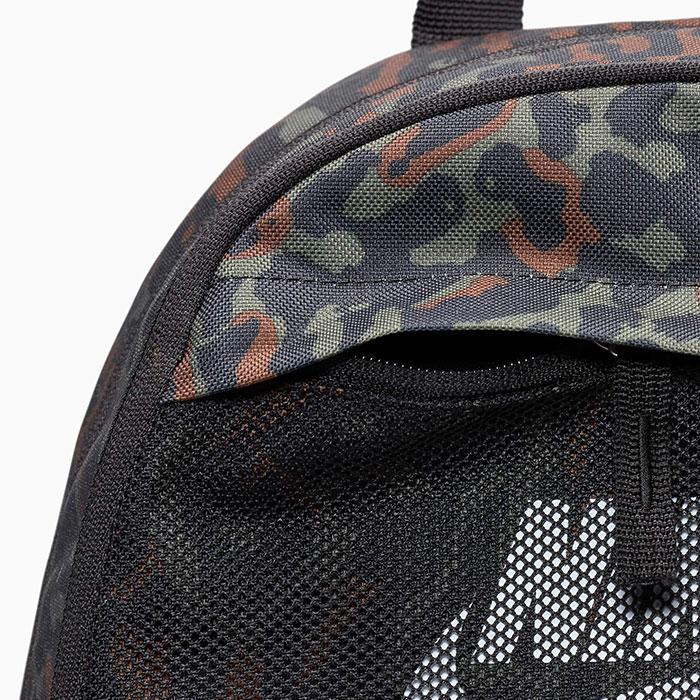 【美品】Nike カモフラージュ ゴルフ ロールトップリュック 大容量 NIKE（ナイキ） リュック NIKE CAMINAL エレメンタル バックパック