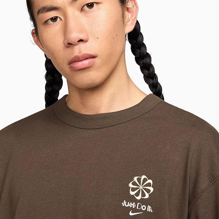 NIKE ナイキ ロンT Tシャツ 長袖 メンズ M90 LBR SUST ブラウン NIKE ナイキ ロンT Tシャツ 長袖 メンズ M90 LBR SUST ブラウン